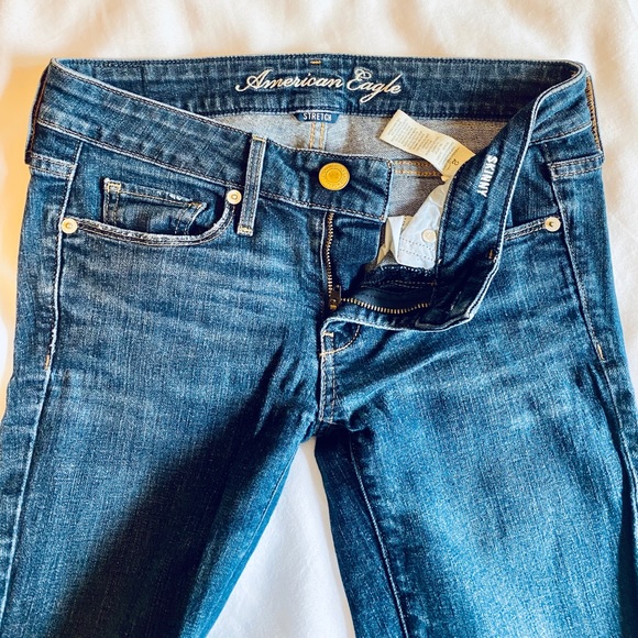 👖American Eagle Skinny Stretch Jeans - Size 2 - Picture 3 of 5